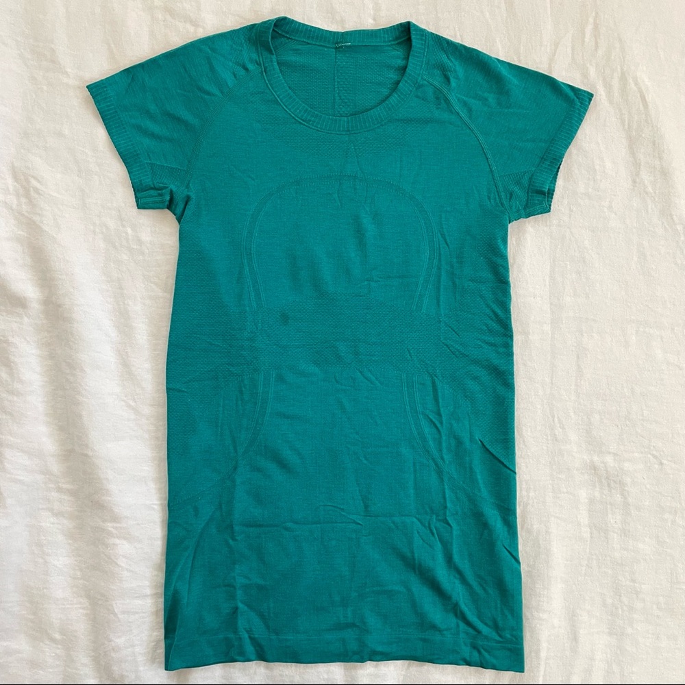 Lululemon Swiftly Tech Short Sleeve Shirt size 6